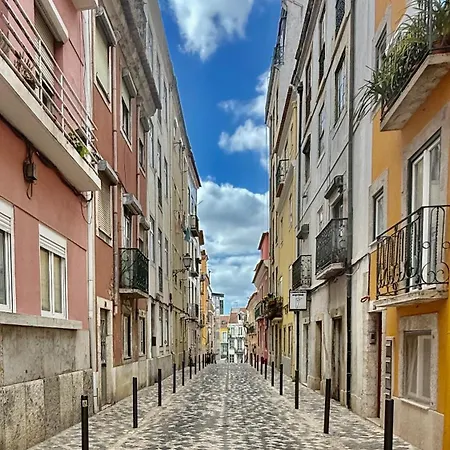 Paz 38 By Nook Lizbona